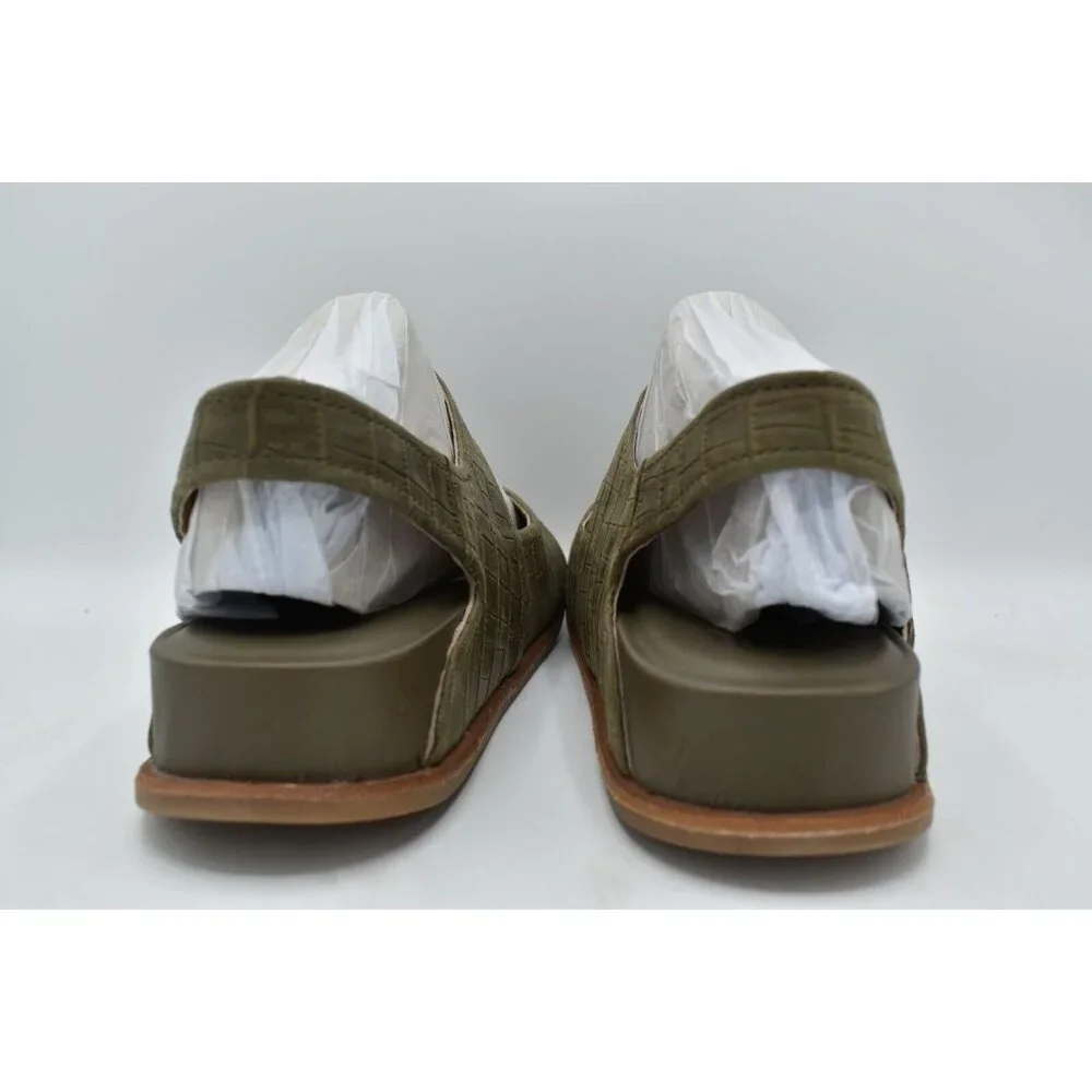 Sofft Womens Size 9.5 Adalia‎ Olive Buckle Croc Embossed Suede Leather Sandals